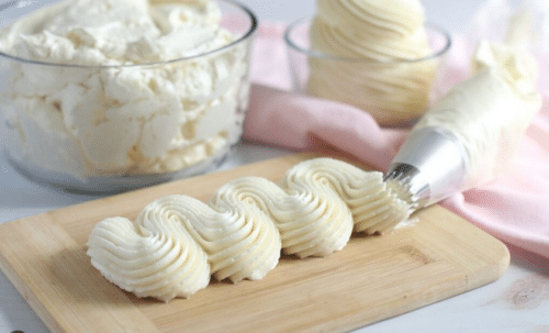 Cara membuat Swiss Meringue Buttercream yang lezat dan lembut